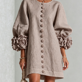 Vestido Mini Botão Floral em Taupe de Cogumelo com Punhos Florais Marcantes