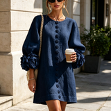 Vestido Mini Azul Marinho com Botões Florais e Punhos Florais Marcantes