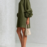 Vestido Mini Floral com Botões e Punhos Florais Marcantes