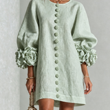 Vestido Mini Floral com Botões e Punhos Florais Marcantes