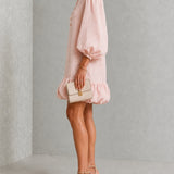 Vestido Mini com Botões Frontais em Floral Rosa e Mangas Bufantes